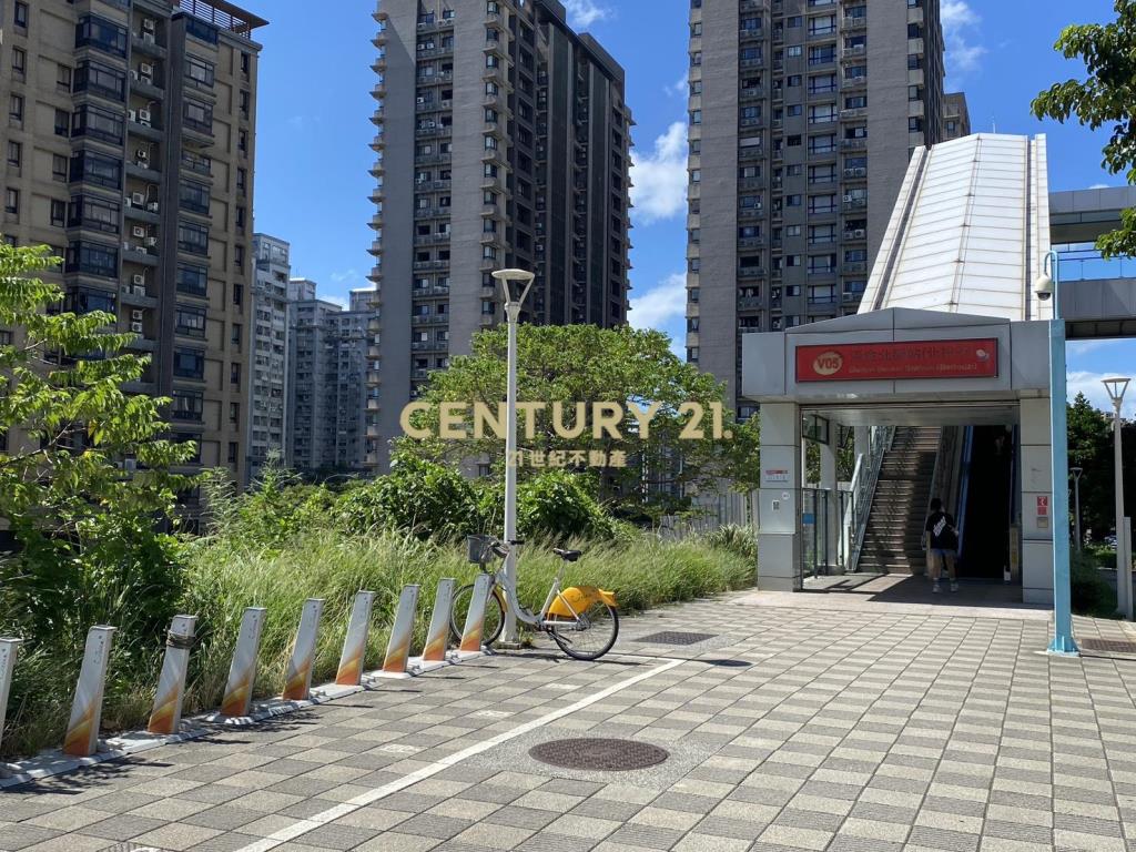 淡大商圈金店面