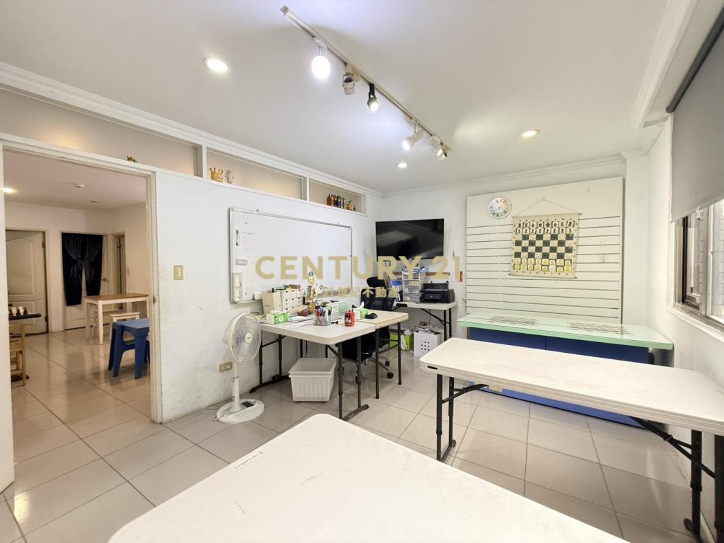 美日僑樹海二樓