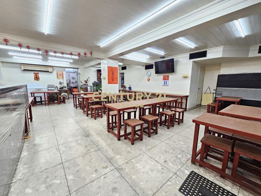 圓環金雞母壹樓