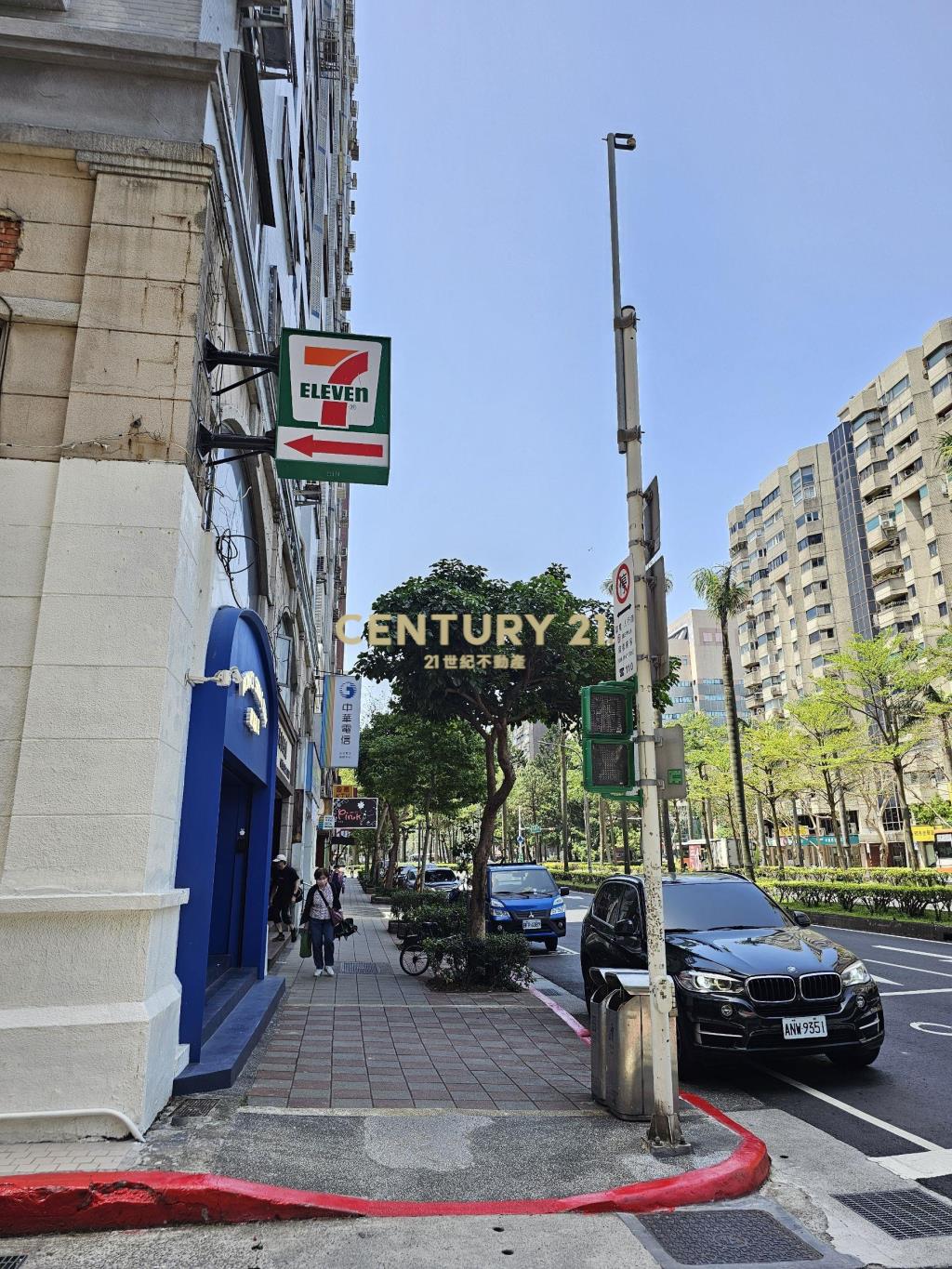 圓環金雞母壹樓