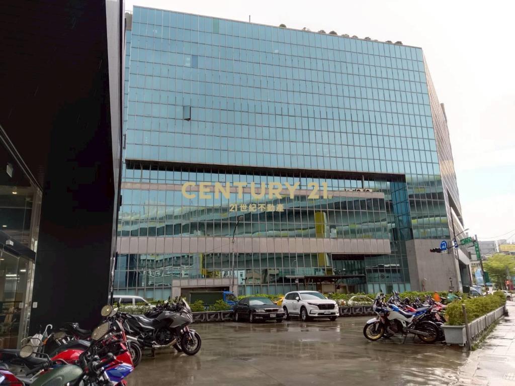 華隆經貿廣場廠辦