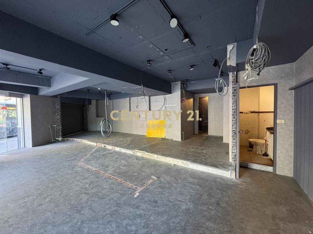 民生三角窗金店