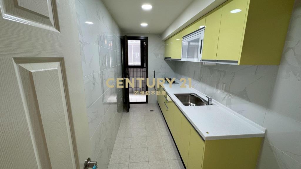 101美妝電梯景觀戶