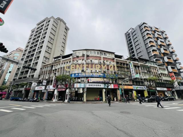 福和自由街公寓店面