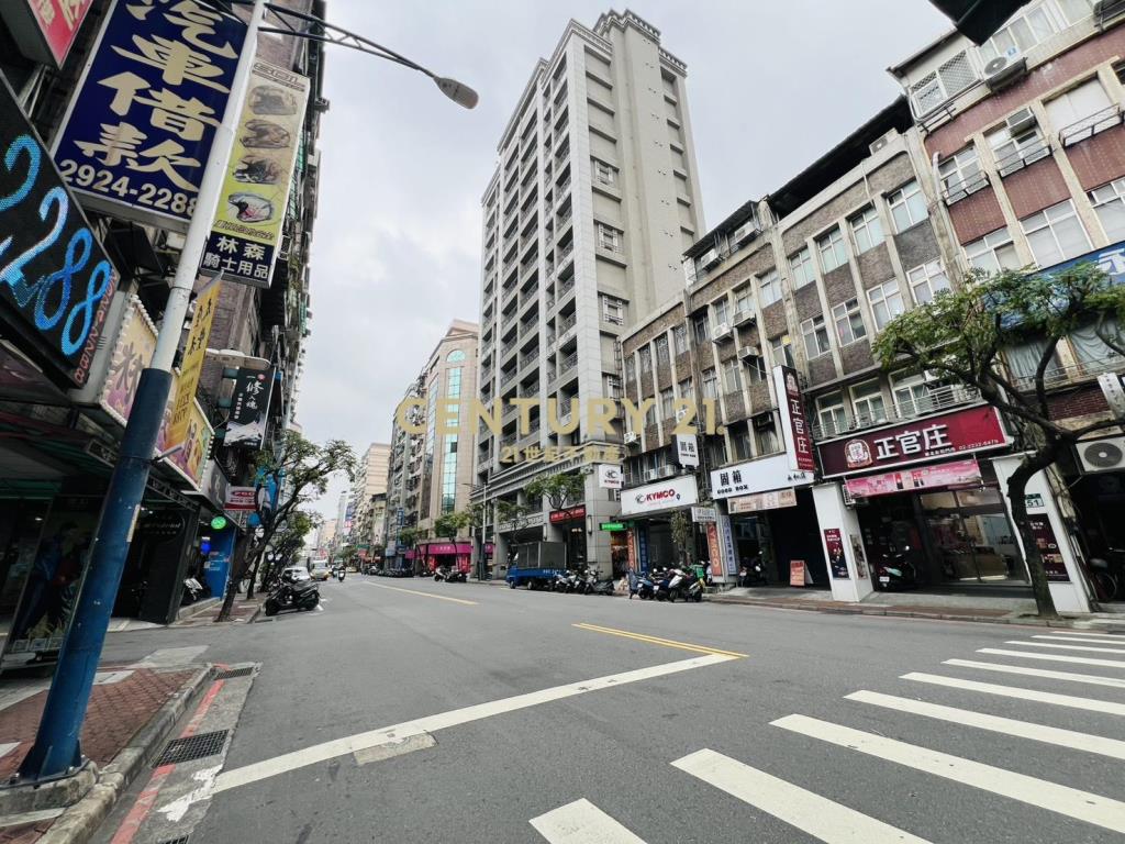 福和自由街公寓店面
