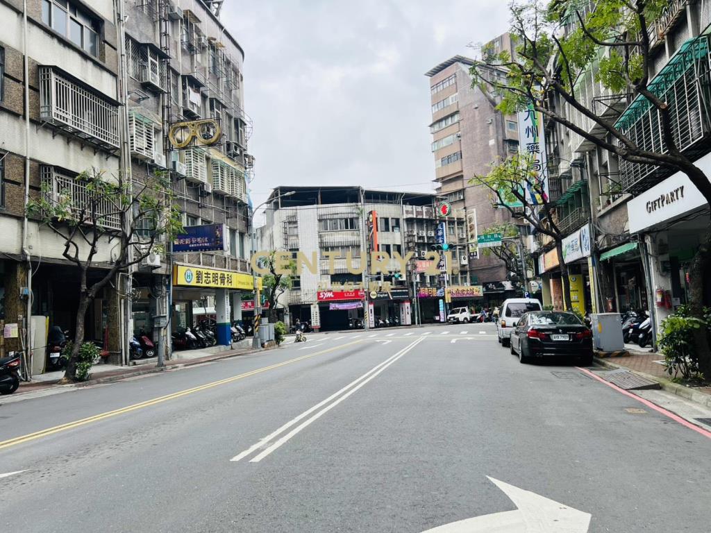 福和自由街公寓店面