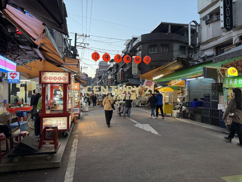 正臨江夜市透天