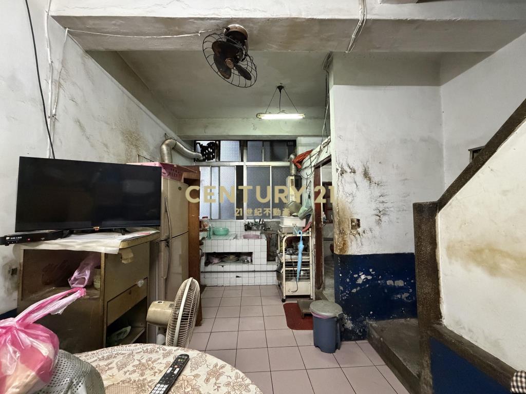 正臨江夜市透天