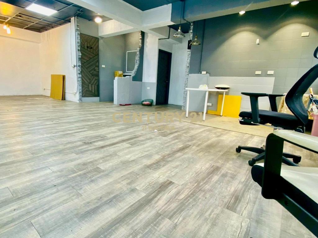 白金漢住辦大樓有車位