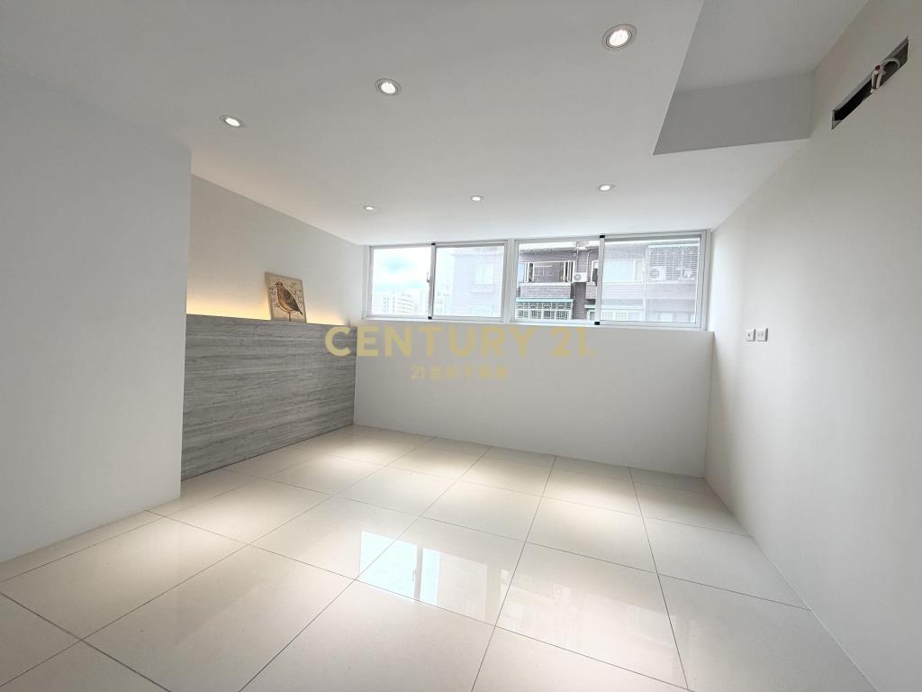 美國華城精美電梯3+1房