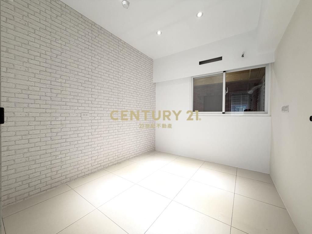 美國華城精美電梯3+1房