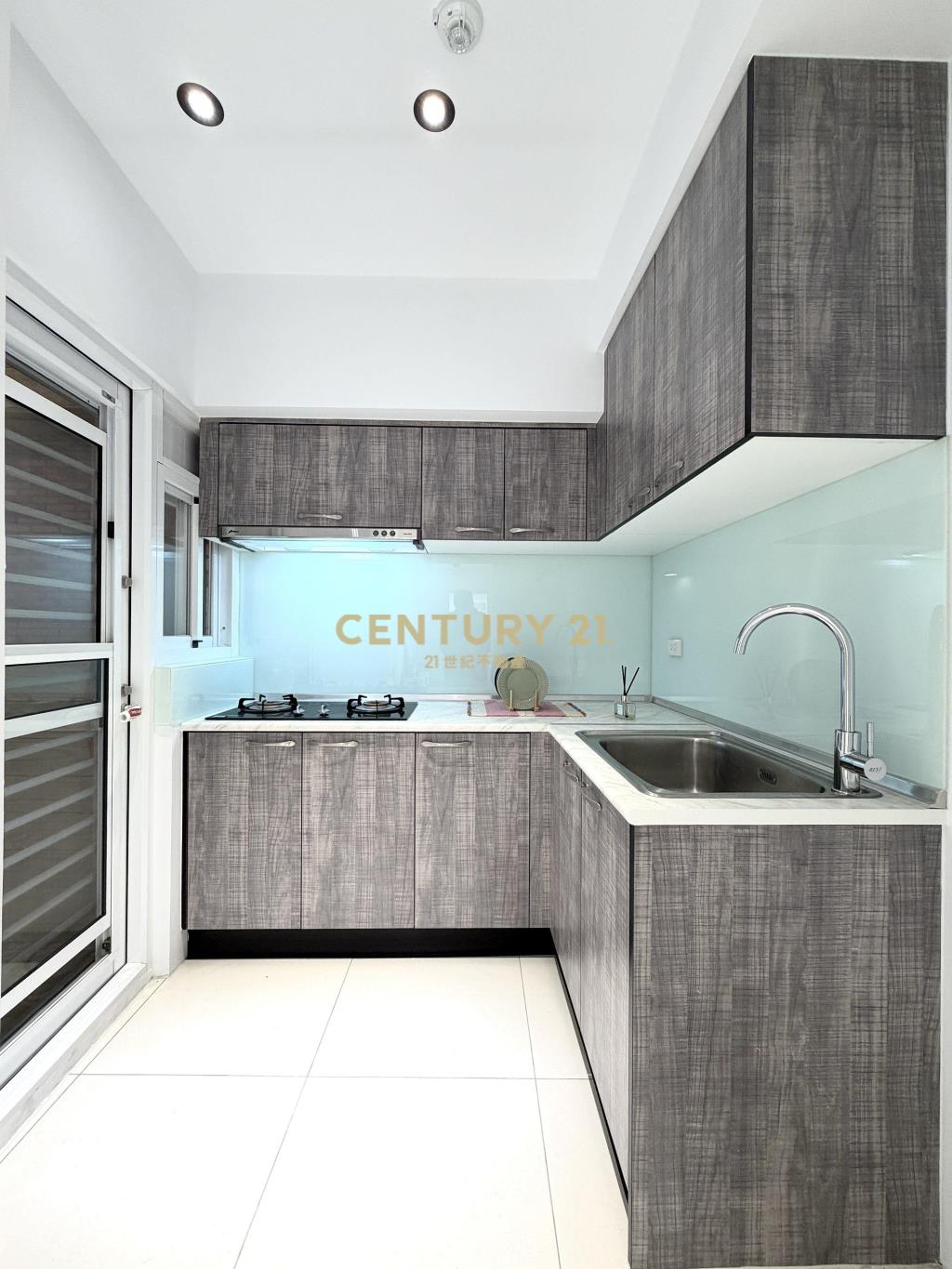 美國華城精美電梯3+1房