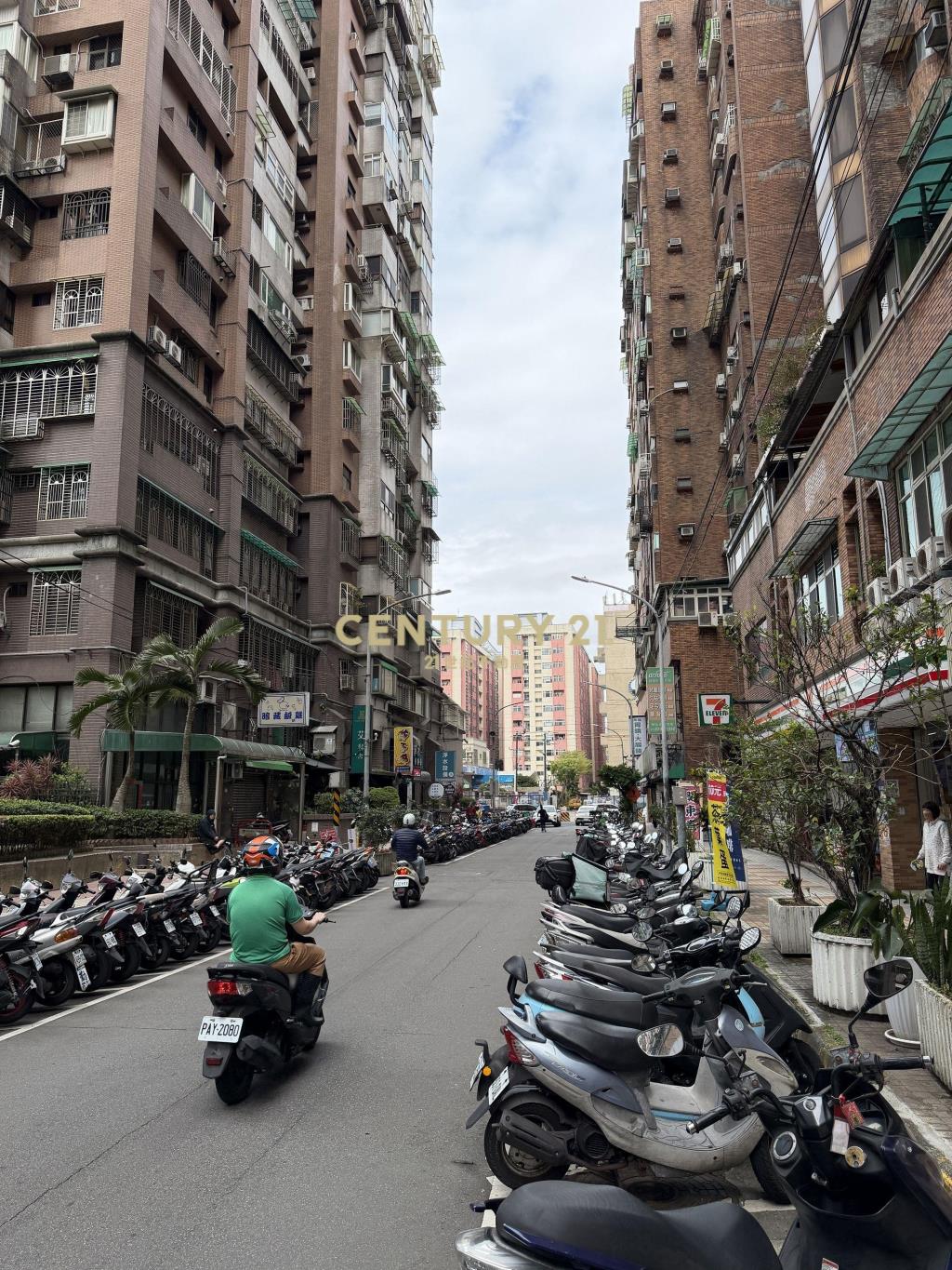 美國華城精美電梯3+1房