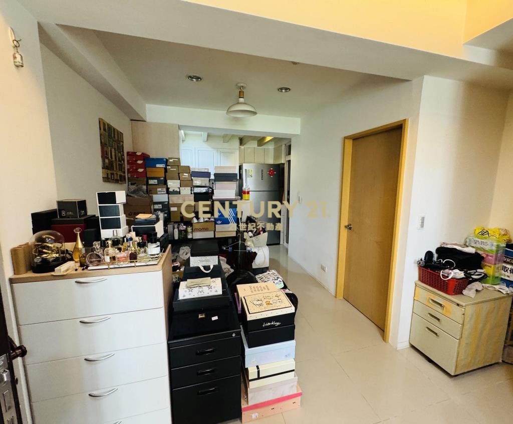 東湖國小電梯2房