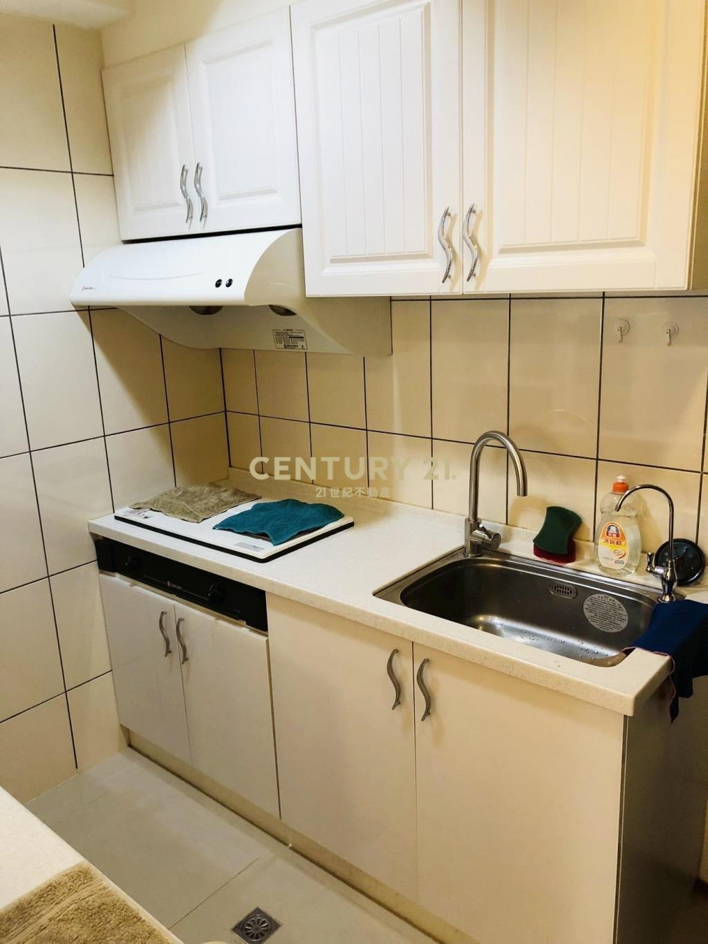 東湖國小電梯2房