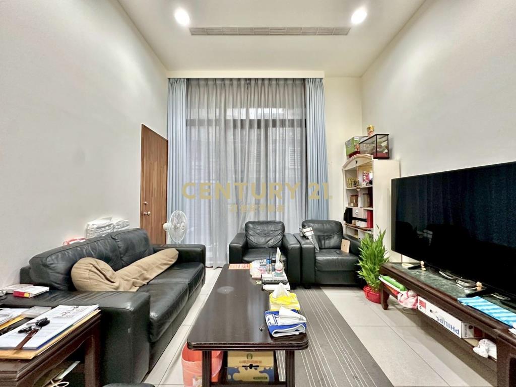 新潤峰耘挑高雙車位