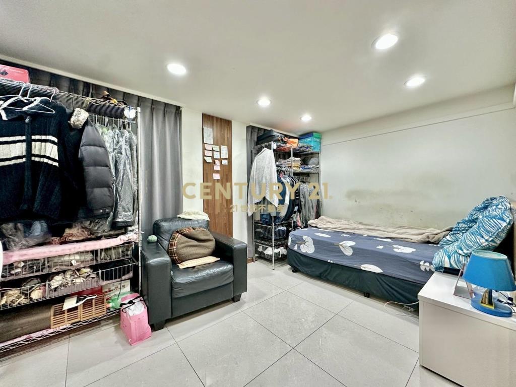 新潤峰耘挑高雙車位