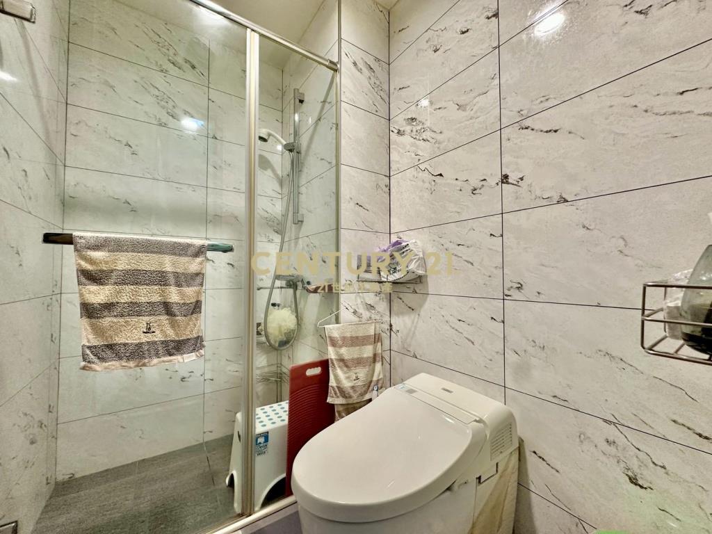 新潤峰耘挑高雙車位