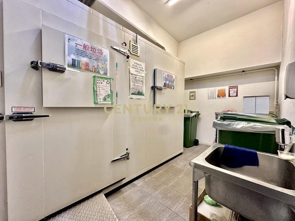 新潤峰耘挑高雙車位