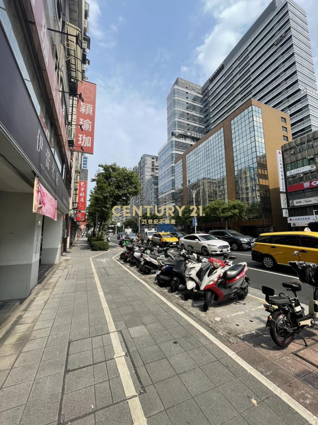 南京雙捷運採光屋