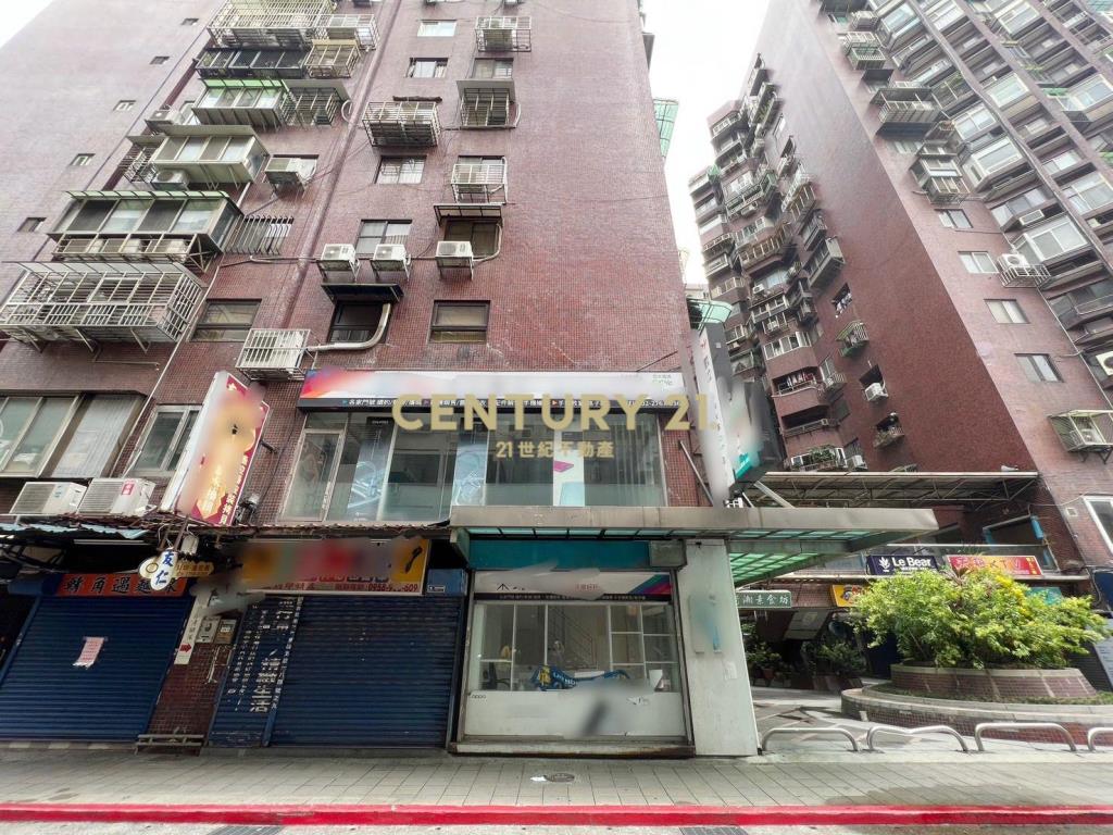 民生圓環角間金店面