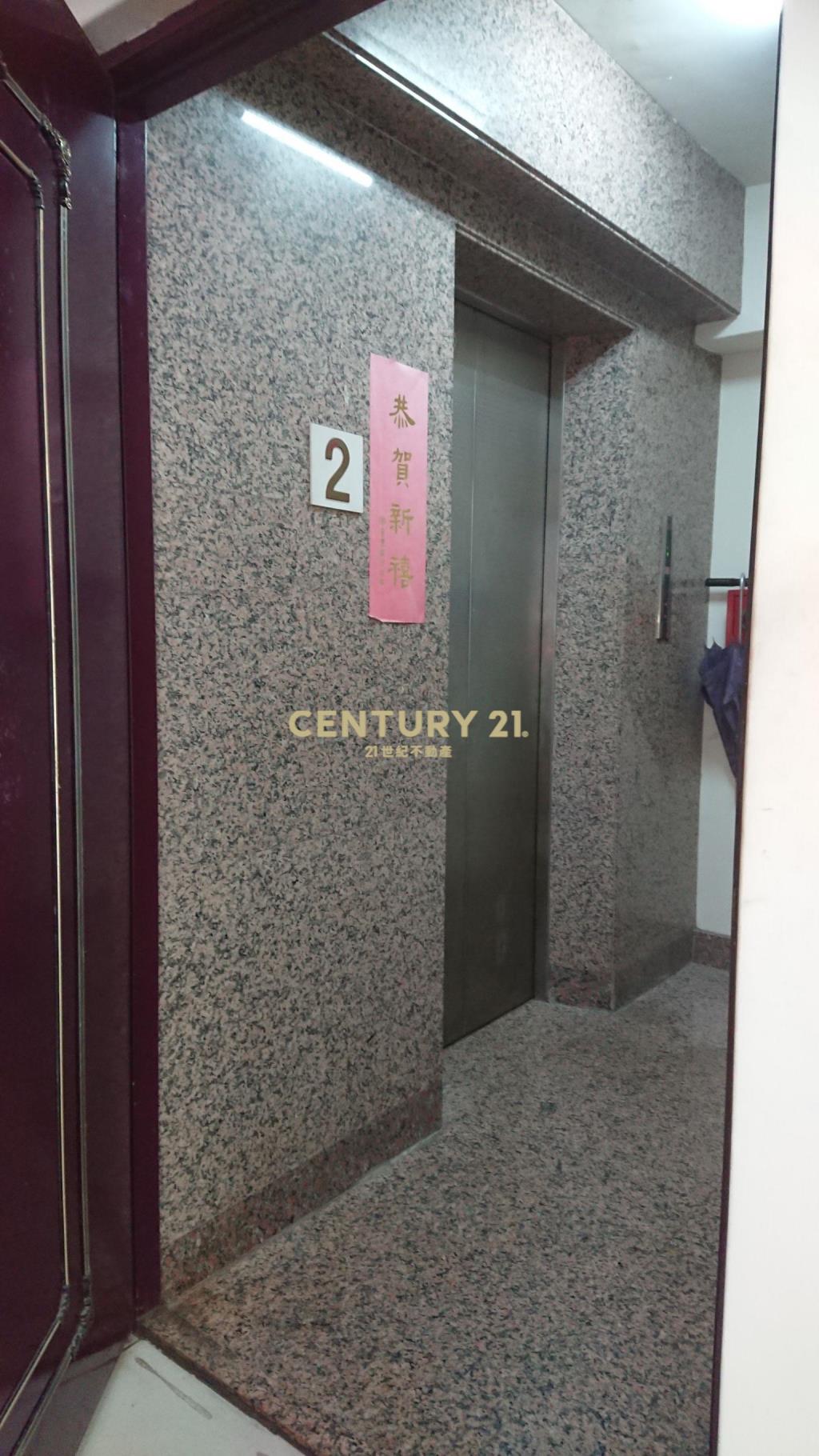稀有景觀面河景電梯