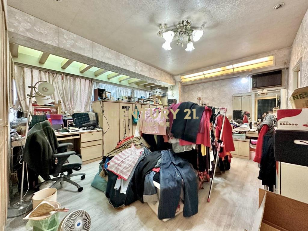 忠孝敦化捷運電梯三房