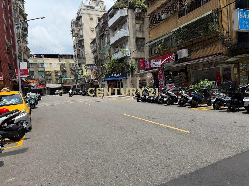 中原街金店面