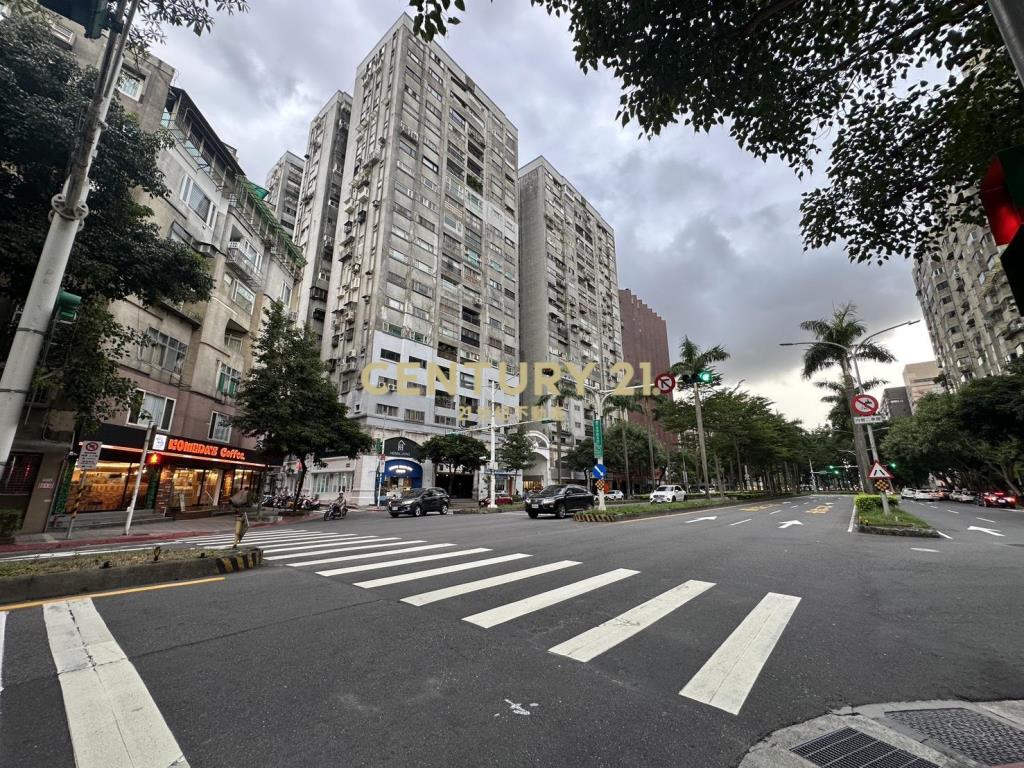民生圓環稀有朝外美套房