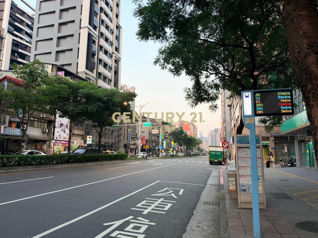 八德黃金店面