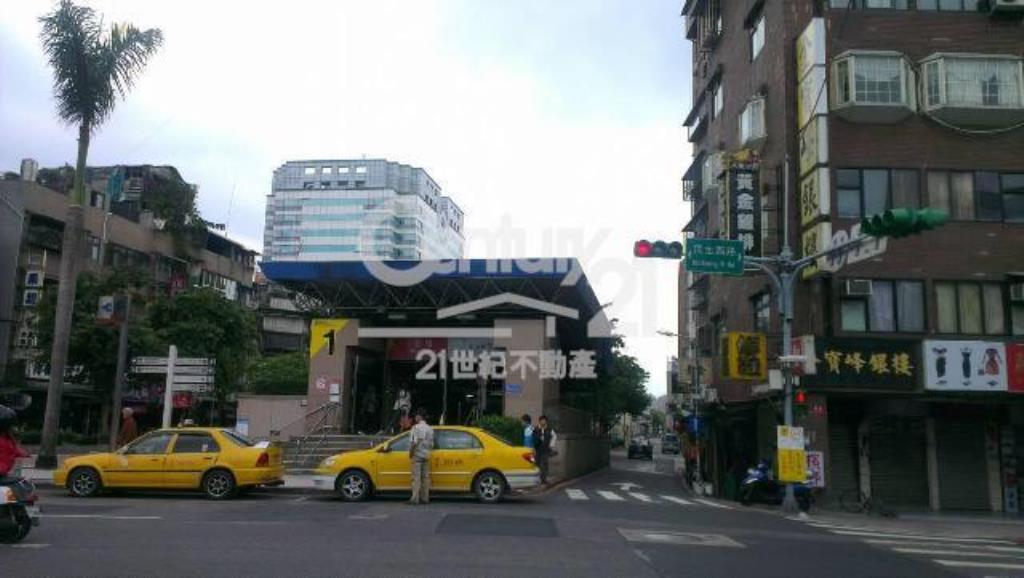 (318)雙連捷運透天金店面