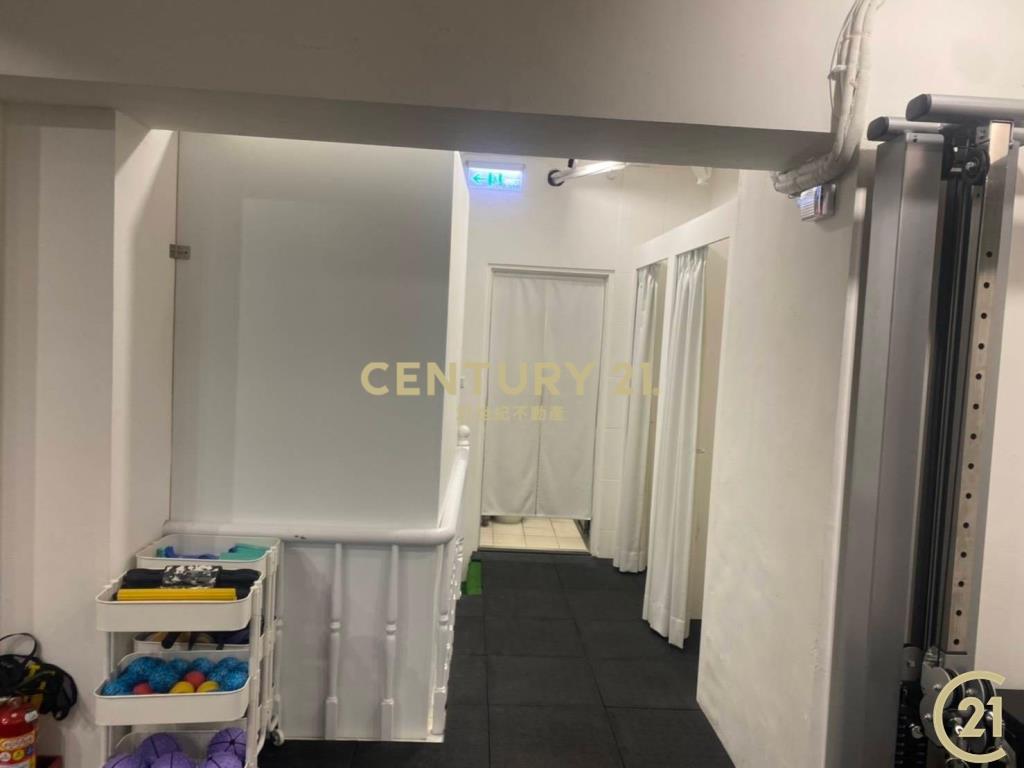 (323)台北後站金店面+7車位