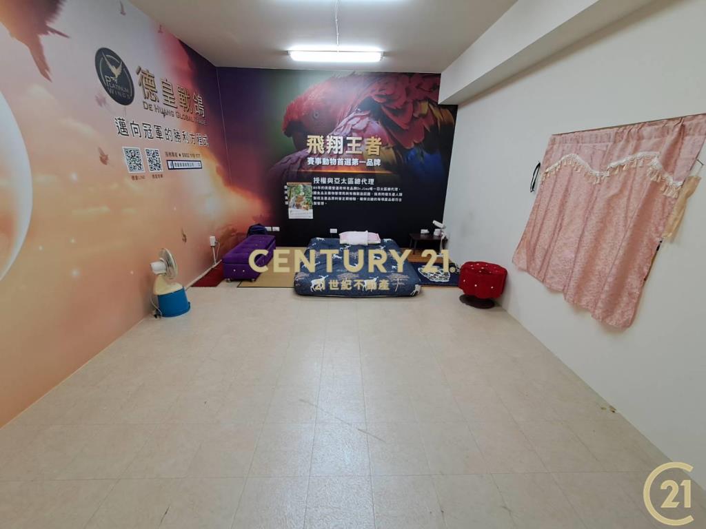 (009)新北產業園區三角窗金店面