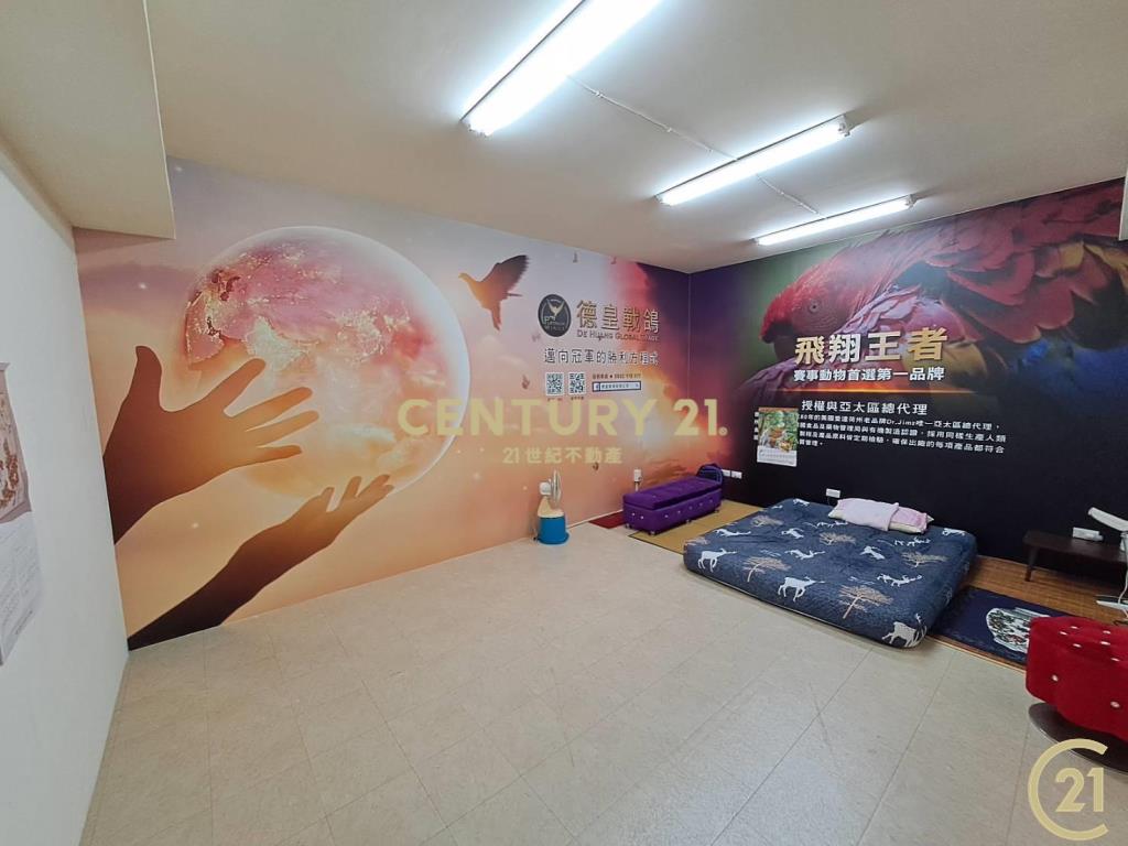 (009)新北產業園區三角窗金店面