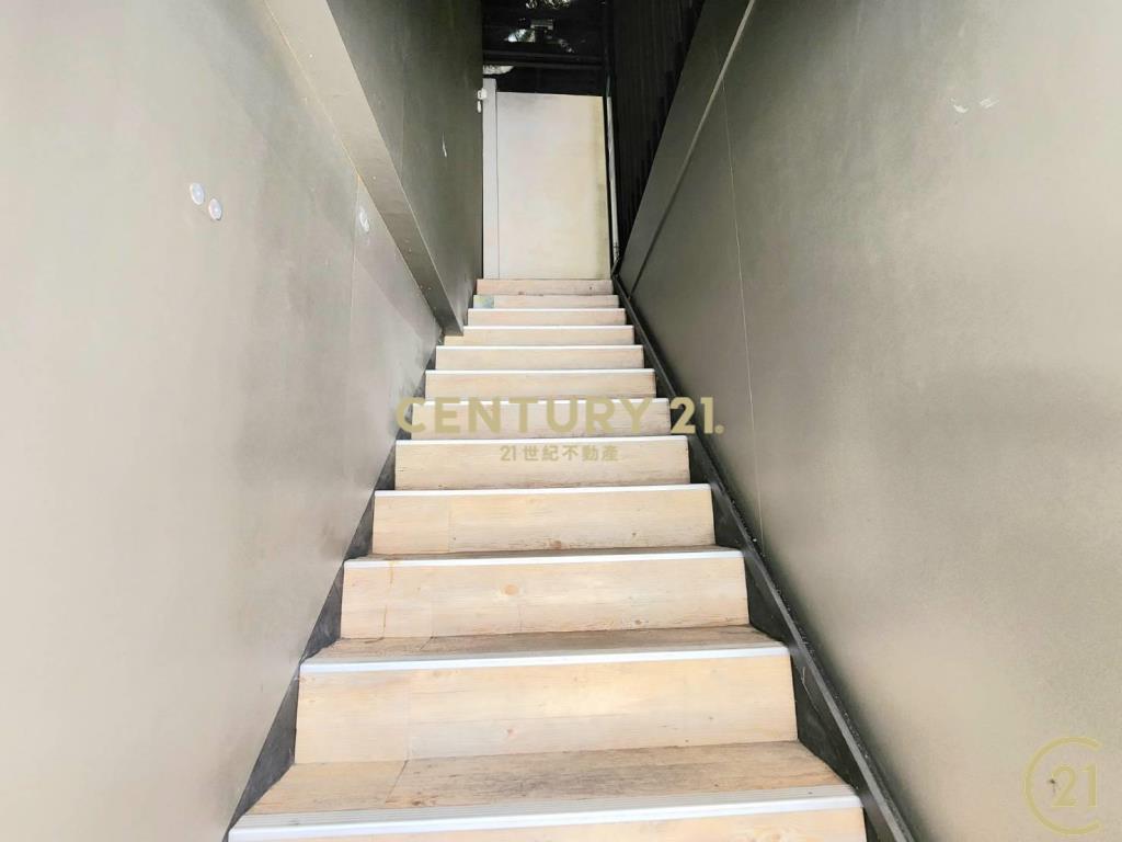 (006)長安西太原路口黃金三角窗發財屋