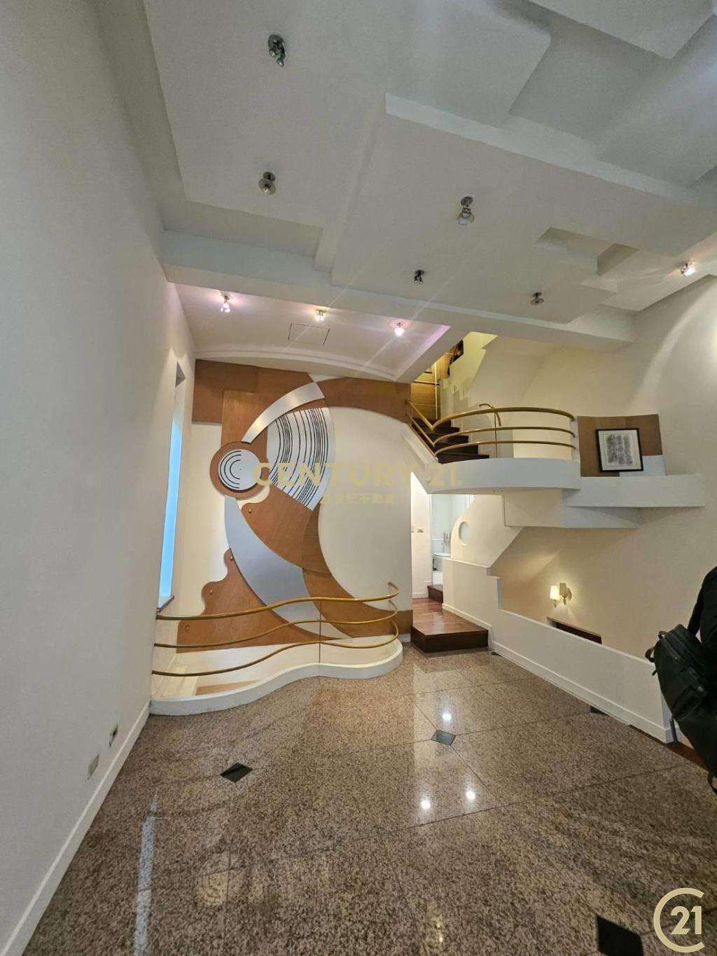 (008)瓏山林豪邸(邊間下疊)