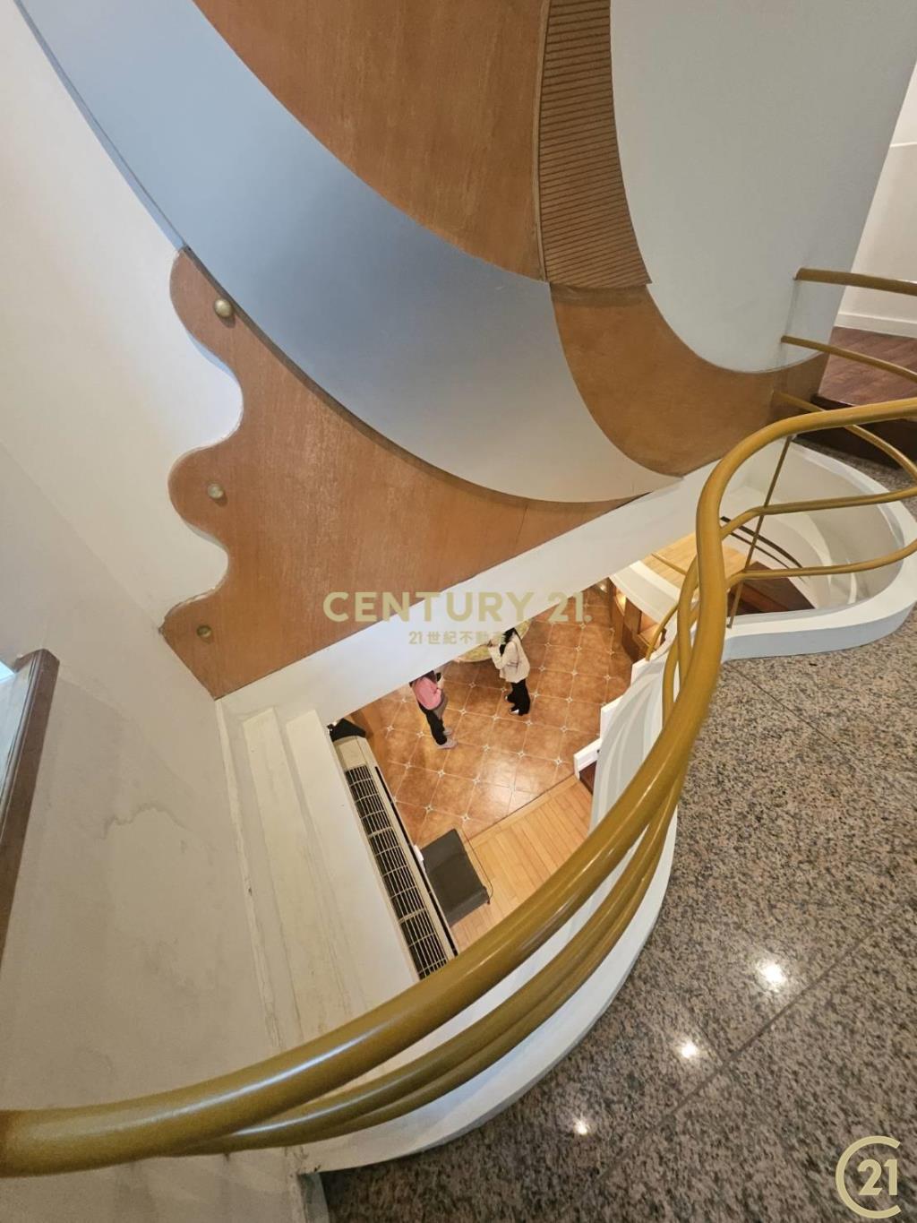 (008)瓏山林豪邸(邊間下疊)