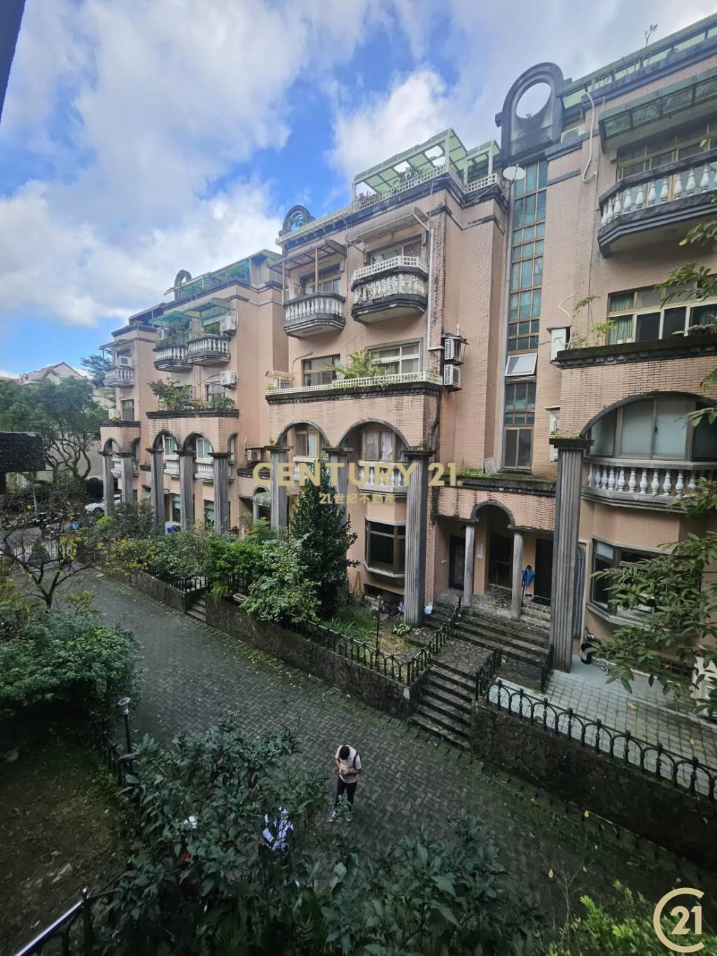 (008)瓏山林豪邸(邊間下疊)