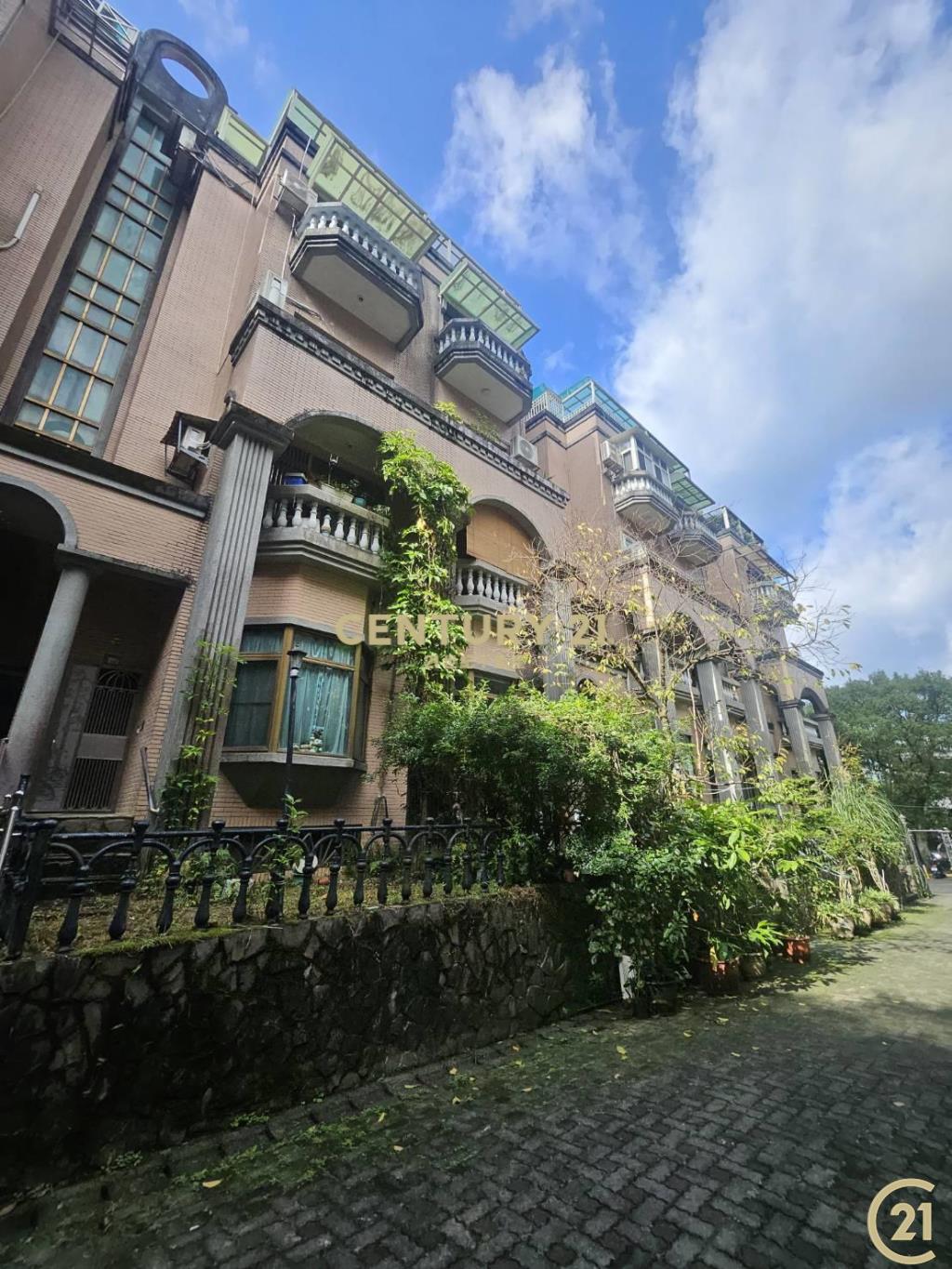 (008)瓏山林豪邸(邊間下疊)