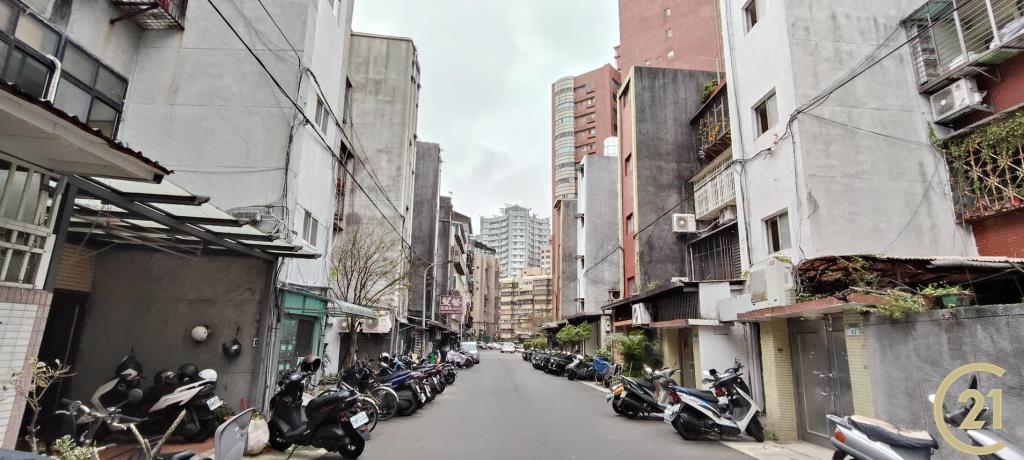 (072)博愛興雅學區信義黃金三樓