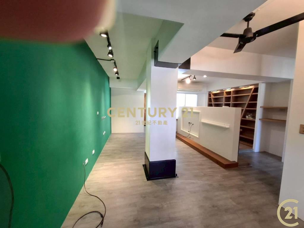 (161)家樂福邊間採光二房華廈