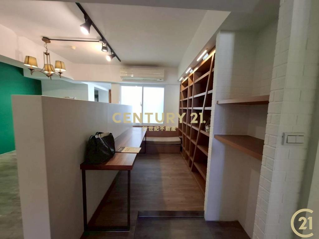 (161)家樂福邊間採光二房華廈