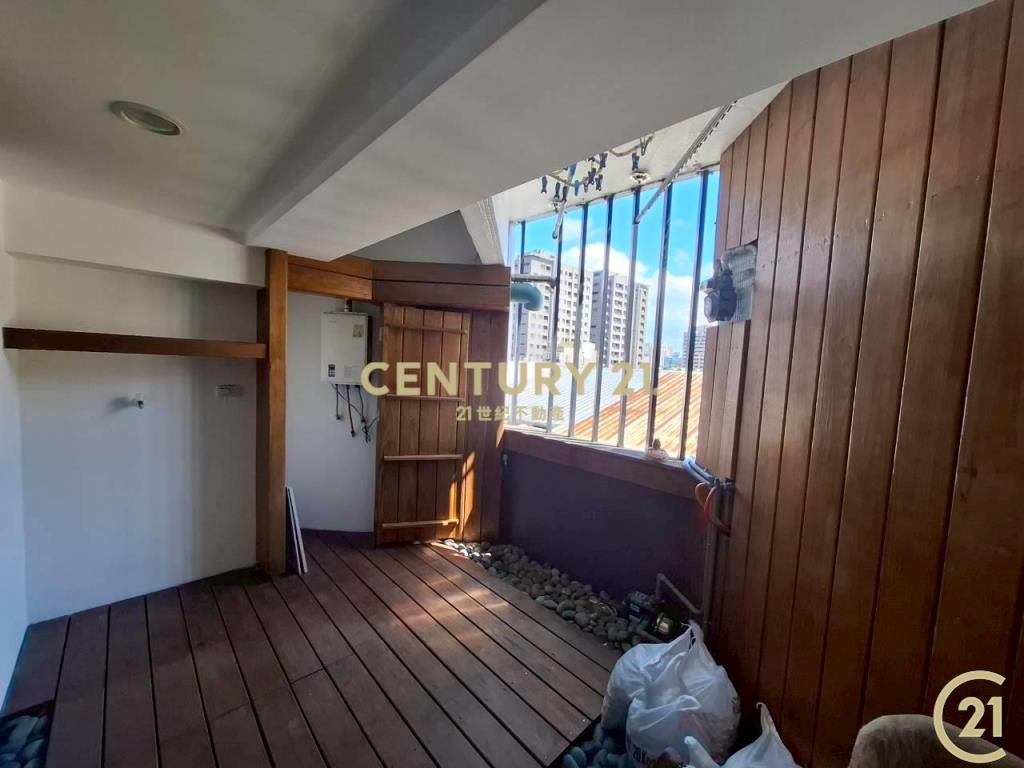 (161)家樂福邊間採光二房華廈