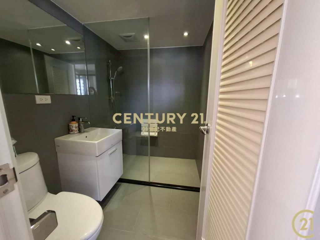 (161)家樂福邊間採光二房華廈