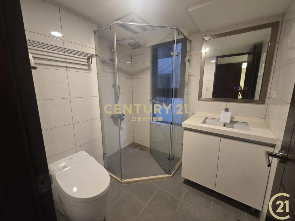 (178)西門捷運威峰邊間三房