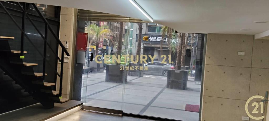 (124)晶華挑高金店面