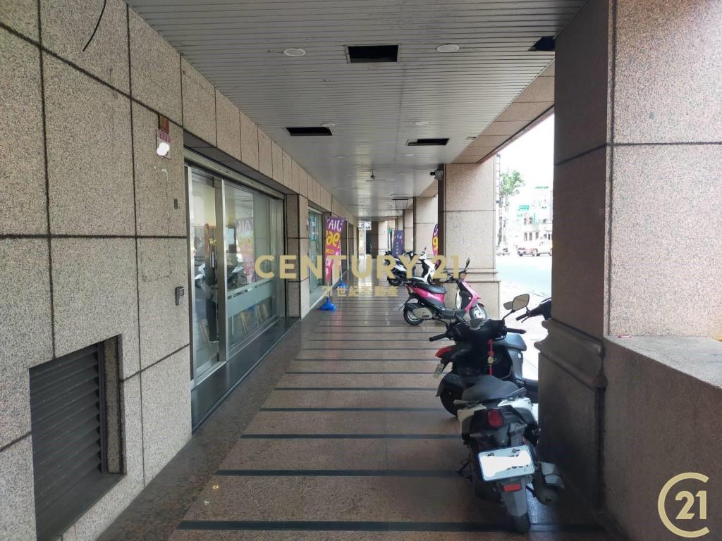 (151)中壢環西路大路邊店面