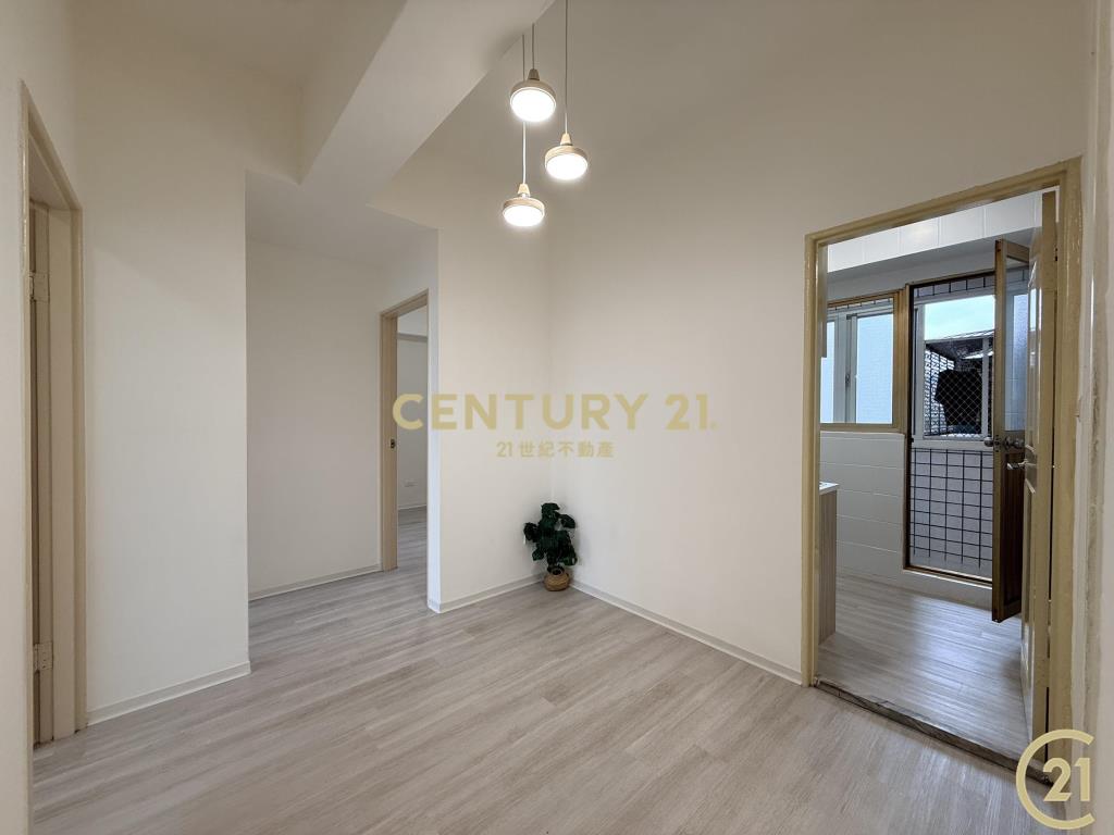 (214)龍安電梯3房