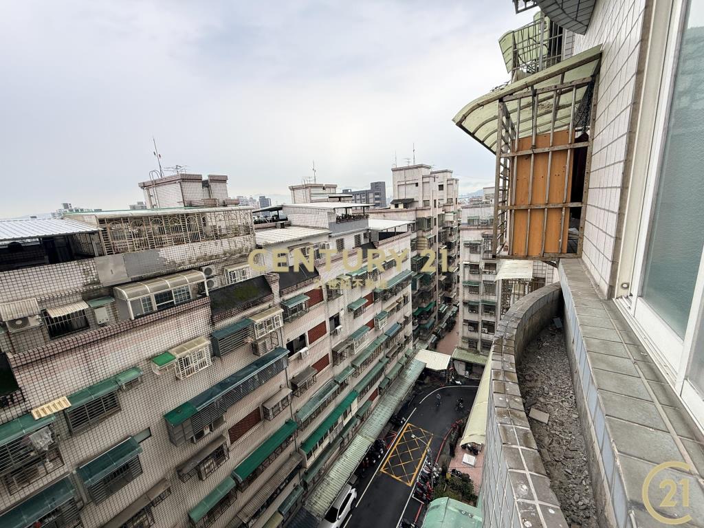 (214)龍安電梯3房