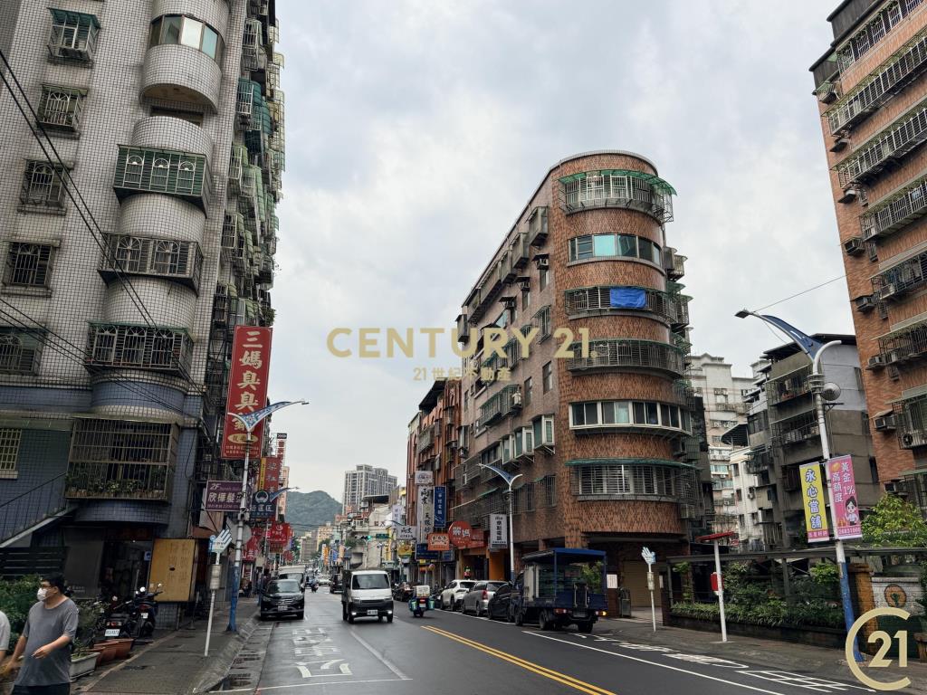 (214)龍安電梯3房